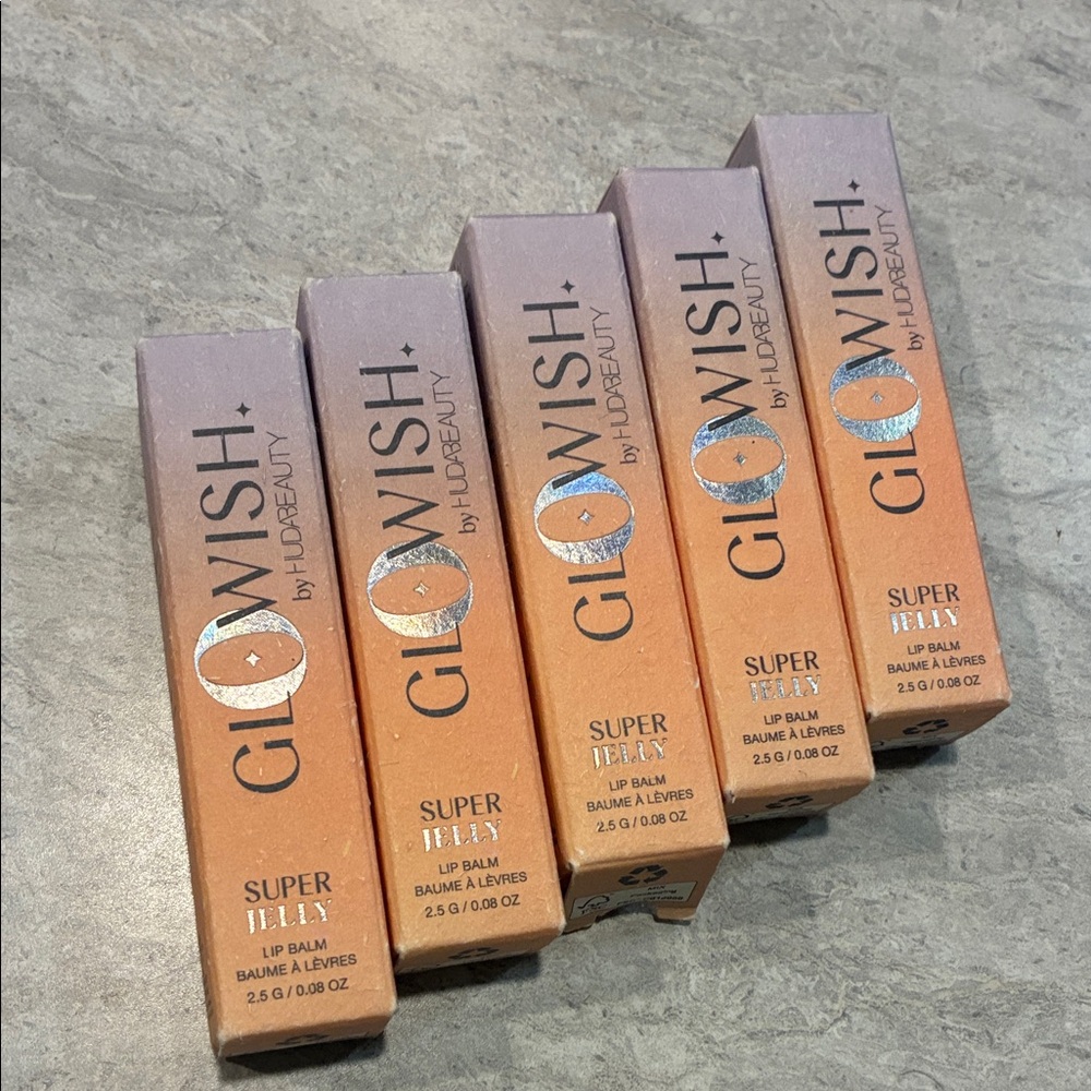 HUDA BEAUTY GloWish Super Jelly Lip Balm Collection